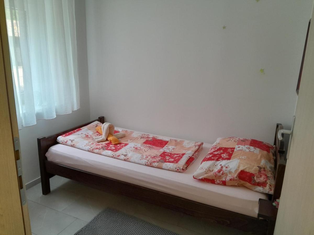 Apartmani Studio Apartmani Senjska Maslina 塞尼 外观 照片